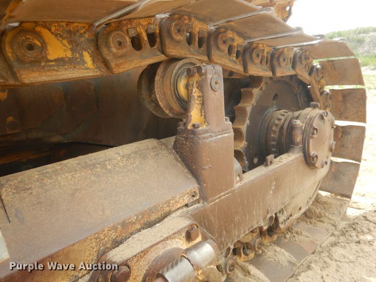 image for item FI9100 Caterpillar D6D  dozer