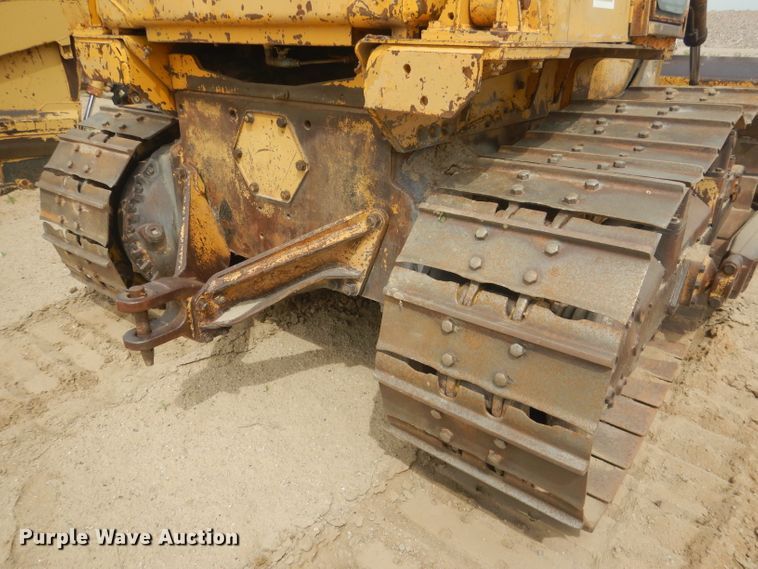 image for item FI9100 Caterpillar D6D  dozer