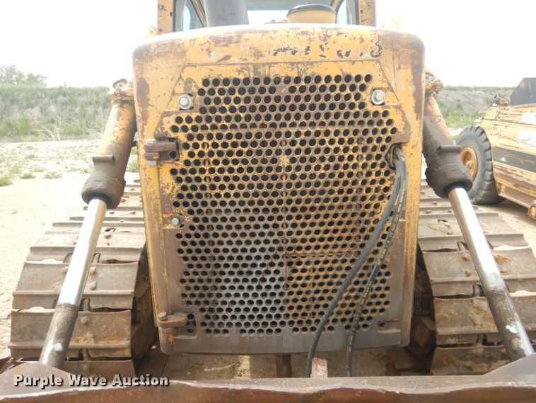 image for item FI9100 Caterpillar D6D  dozer