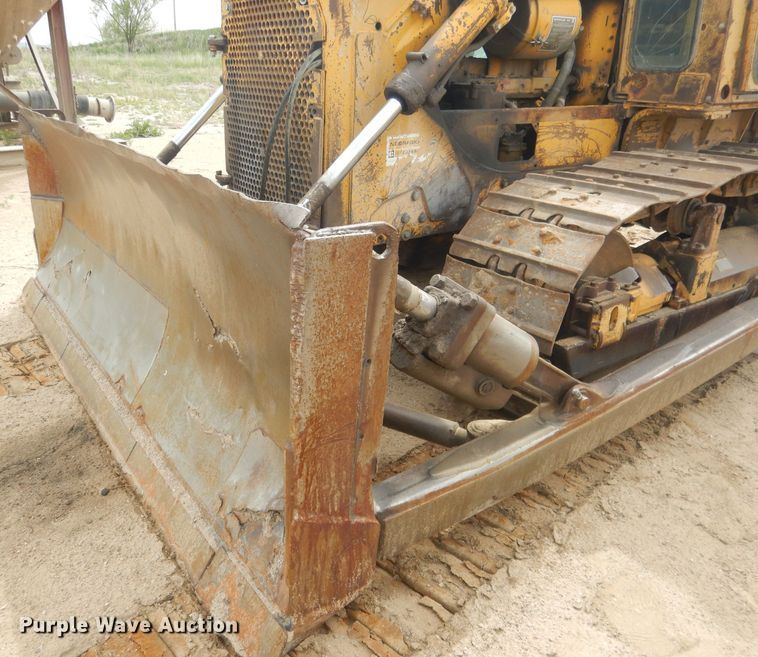 image for item FI9100 Caterpillar D6D  dozer