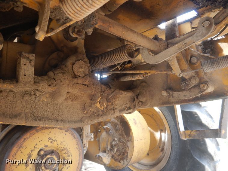 image for item FI9102 1961 Caterpillar 12E  rigid frame motor grader