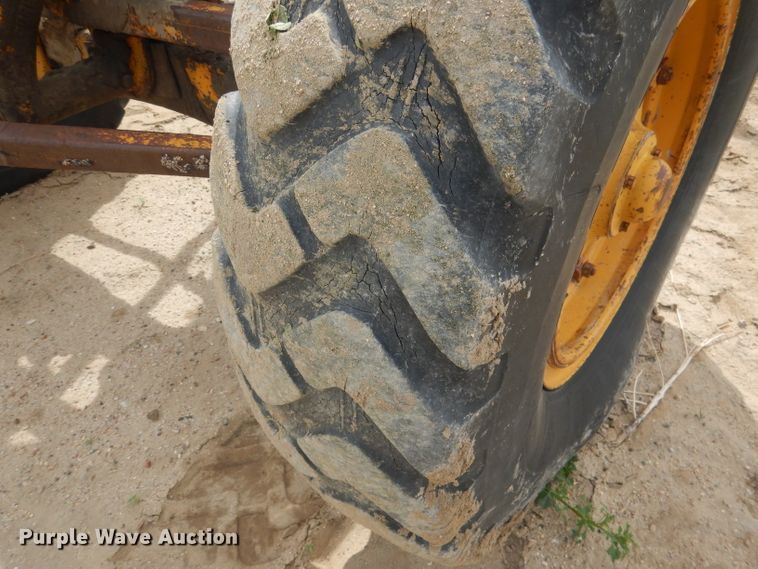 image for item FI9102 1961 Caterpillar 12E  rigid frame motor grader