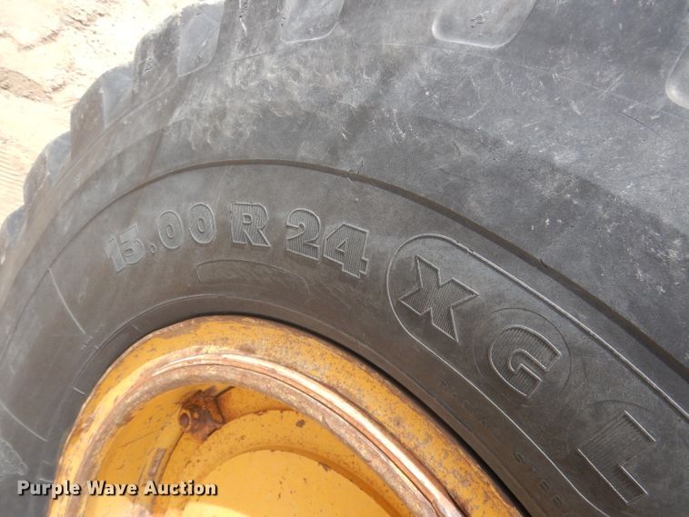 image for item FI9102 1961 Caterpillar 12E  rigid frame motor grader