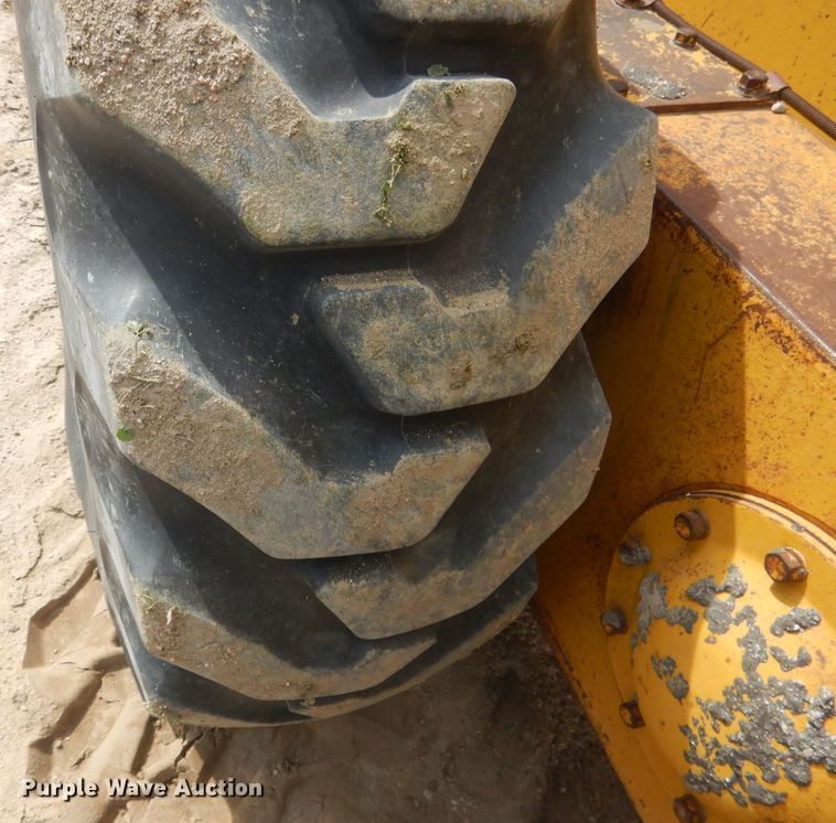 image for item FI9102 1961 Caterpillar 12E  rigid frame motor grader