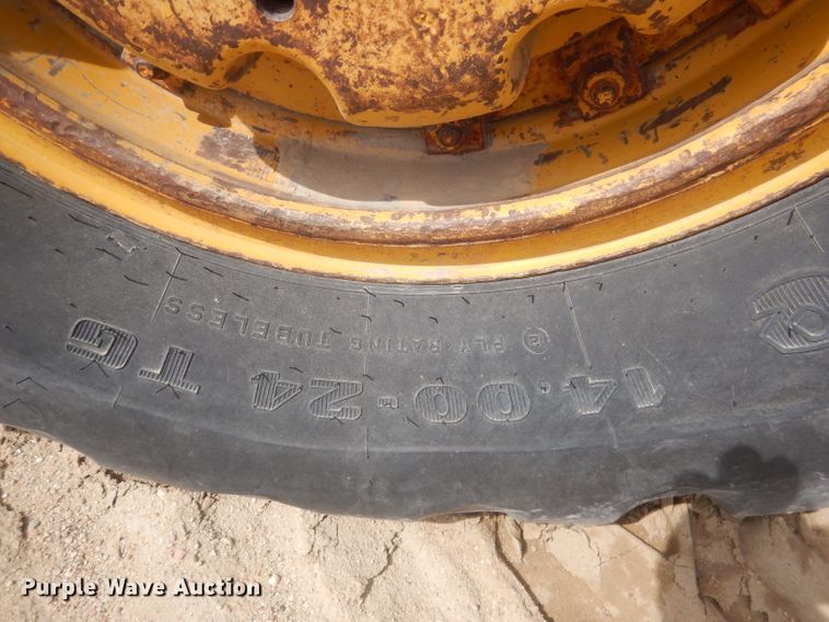 image for item FI9102 1961 Caterpillar 12E  rigid frame motor grader