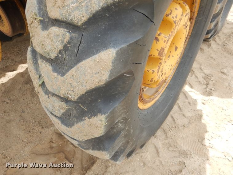 image for item FI9102 1961 Caterpillar 12E  rigid frame motor grader