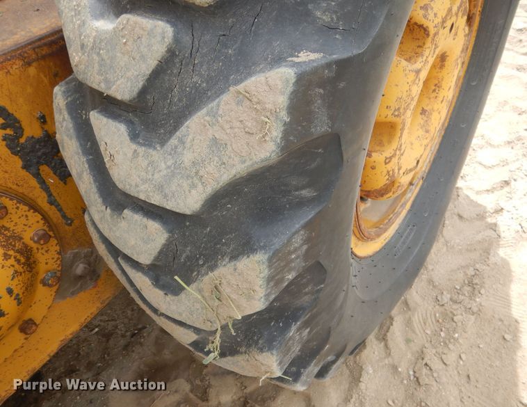 image for item FI9102 1961 Caterpillar 12E  rigid frame motor grader