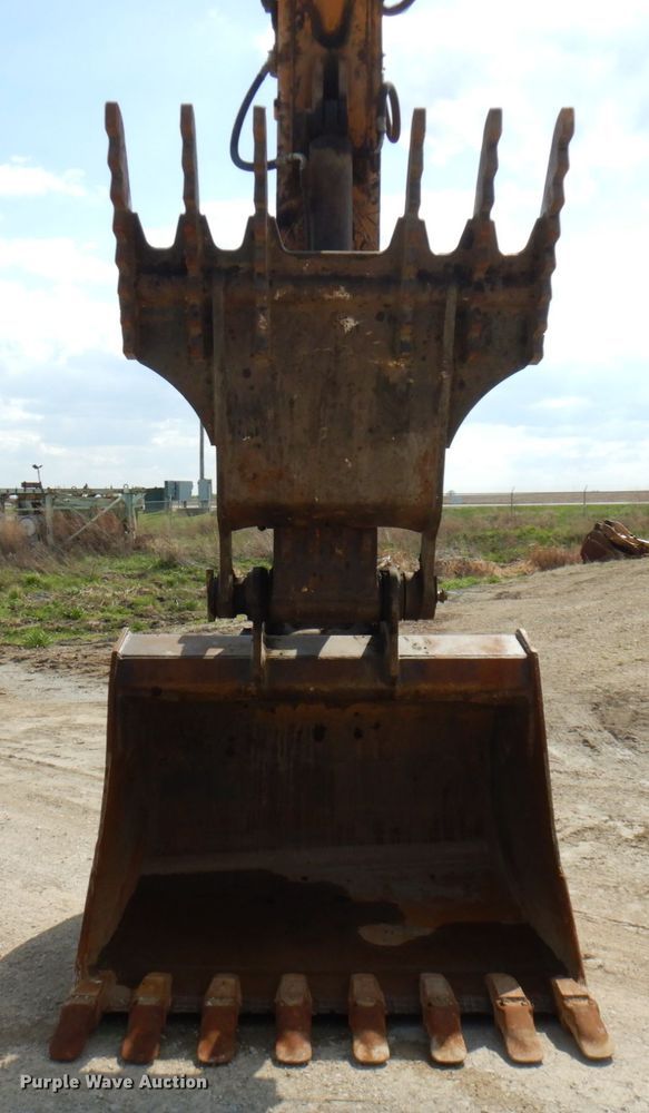 image for item GC9929 Case CX460  excavator