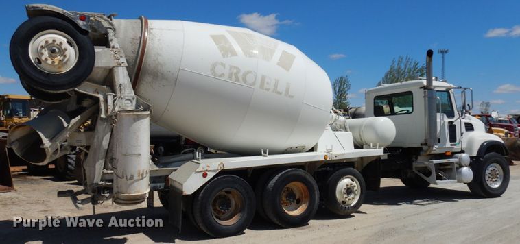 image for item GC9931 2007 Mack CV513  ready mix truck