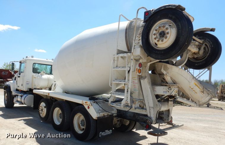 image for item GC9931 2007 Mack CV513  ready mix truck