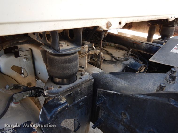 image for item GC9931 2007 Mack CV513  ready mix truck