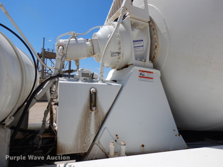 image for item GC9931 2007 Mack CV513  ready mix truck