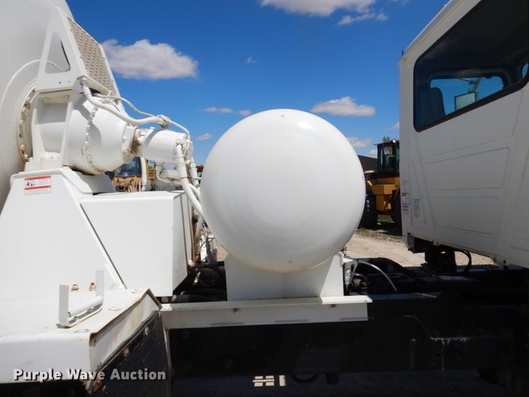 image for item GC9931 2007 Mack CV513  ready mix truck