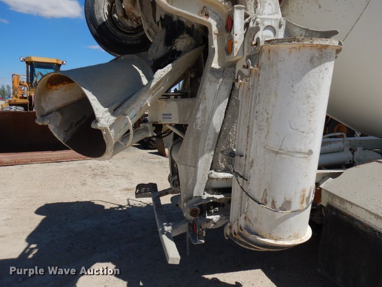 image for item GC9931 2007 Mack CV513  ready mix truck