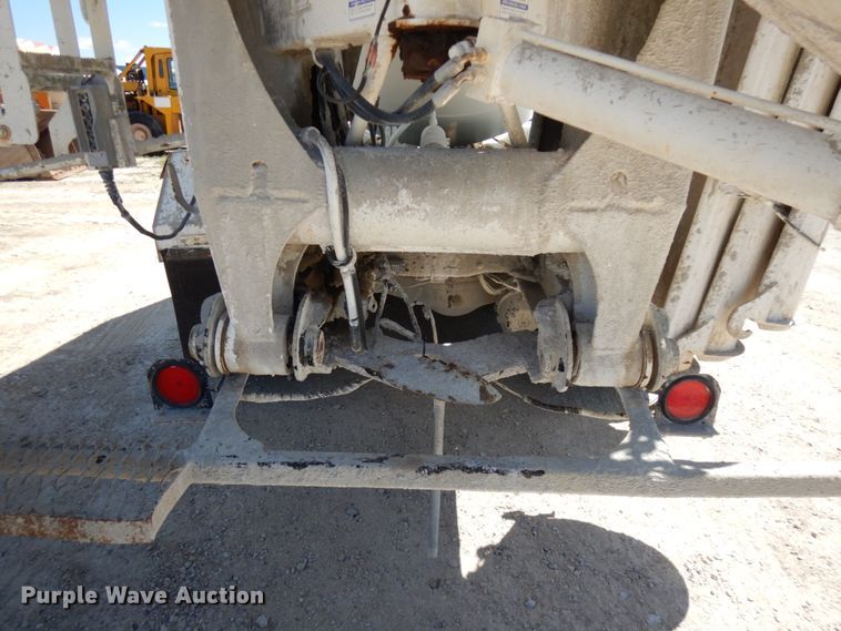 image for item GC9931 2007 Mack CV513  ready mix truck