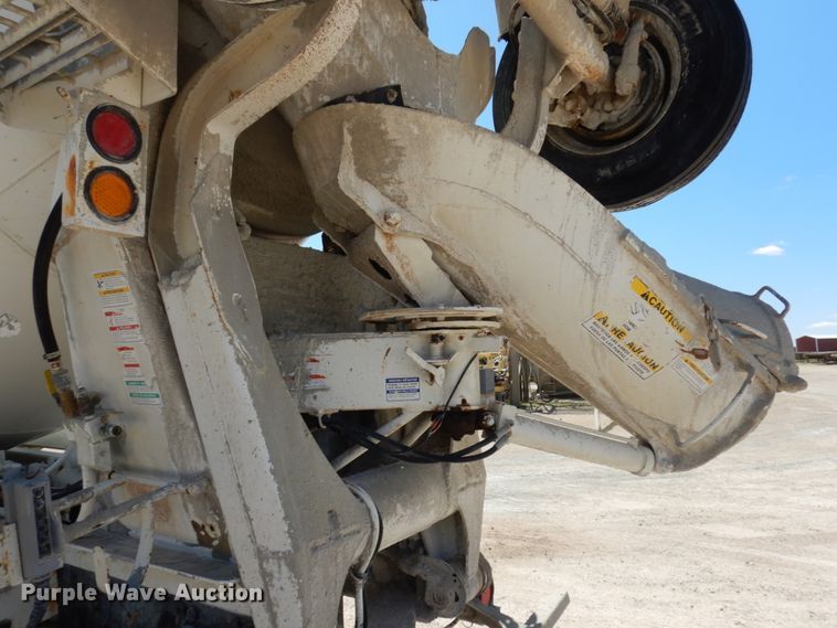 image for item GC9931 2007 Mack CV513  ready mix truck