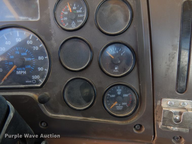 image for item GC9931 2007 Mack CV513  ready mix truck