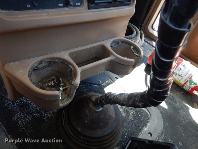 image for item GC9931 2007 Mack CV513  ready mix truck