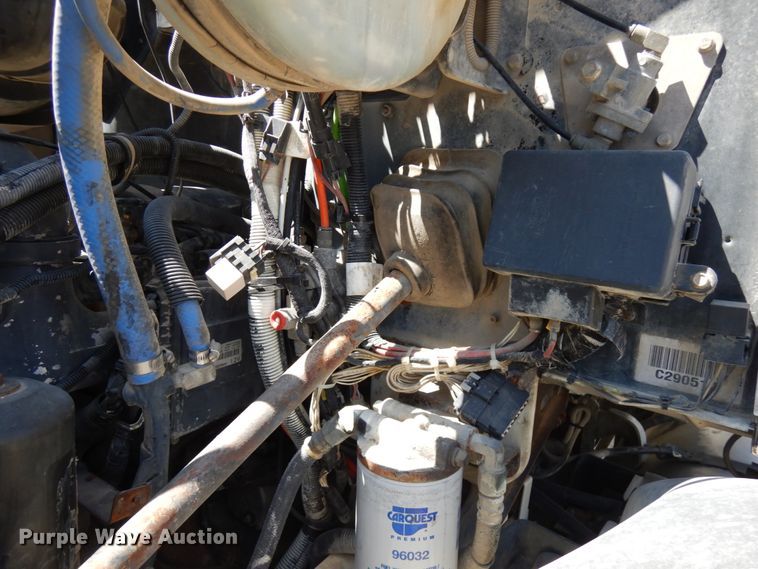 image for item GC9931 2007 Mack CV513  ready mix truck