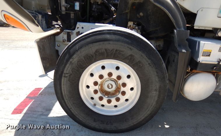 image for item GC9931 2007 Mack CV513  ready mix truck