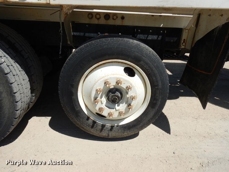 image for item GC9931 2007 Mack CV513  ready mix truck