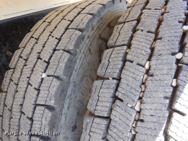 image for item GC9931 2007 Mack CV513  ready mix truck