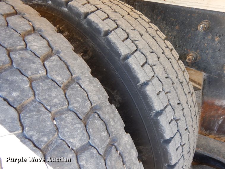 image for item GC9931 2007 Mack CV513  ready mix truck