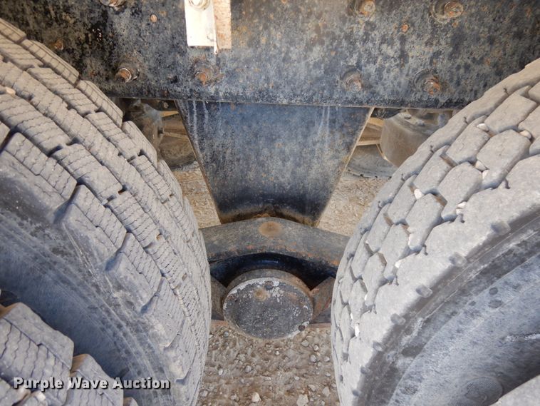 image for item GC9931 2007 Mack CV513  ready mix truck