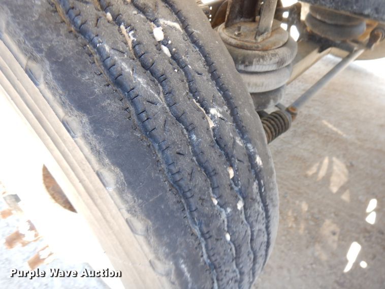 image for item GC9931 2007 Mack CV513  ready mix truck