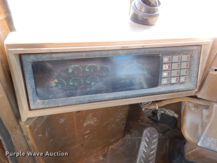 image for item GC9933 1993 Caterpillar 980F  wheel loader