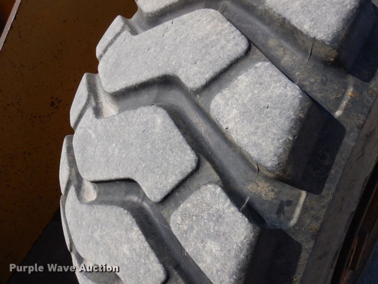 image for item GC9933 1993 Caterpillar 980F  wheel loader