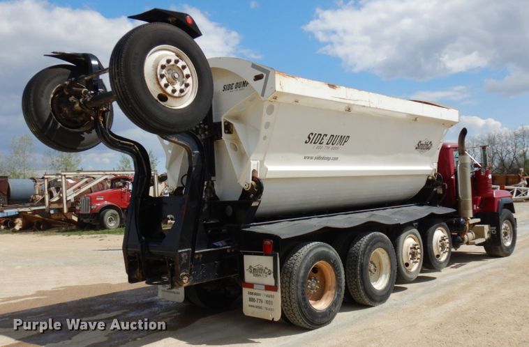 image for item GC9935 2000 Mack RD690S  dump truck