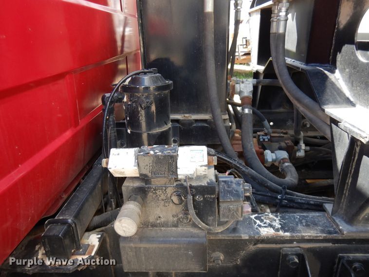 image for item GC9935 2000 Mack RD690S  dump truck