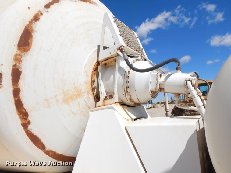 image for item GC9936 2007 Mack CV513  ready mix truck