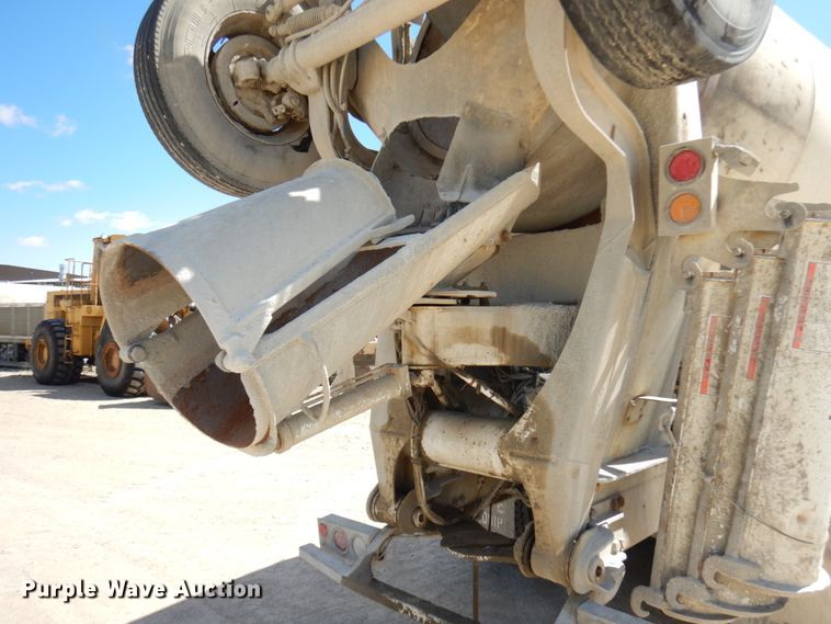 image for item GC9936 2007 Mack CV513  ready mix truck