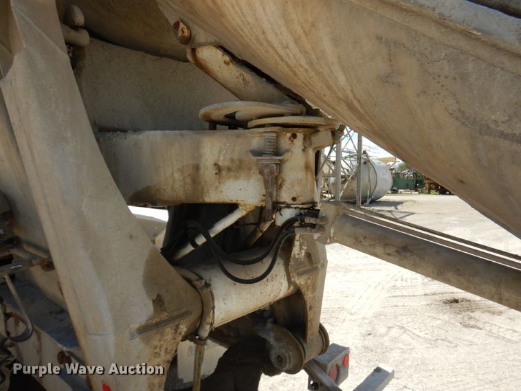 image for item GC9936 2007 Mack CV513  ready mix truck