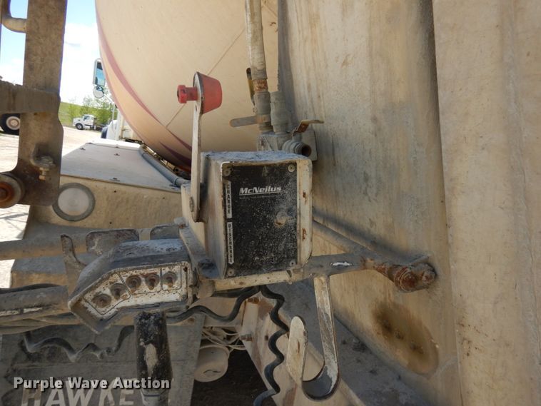 image for item GC9936 2007 Mack CV513  ready mix truck