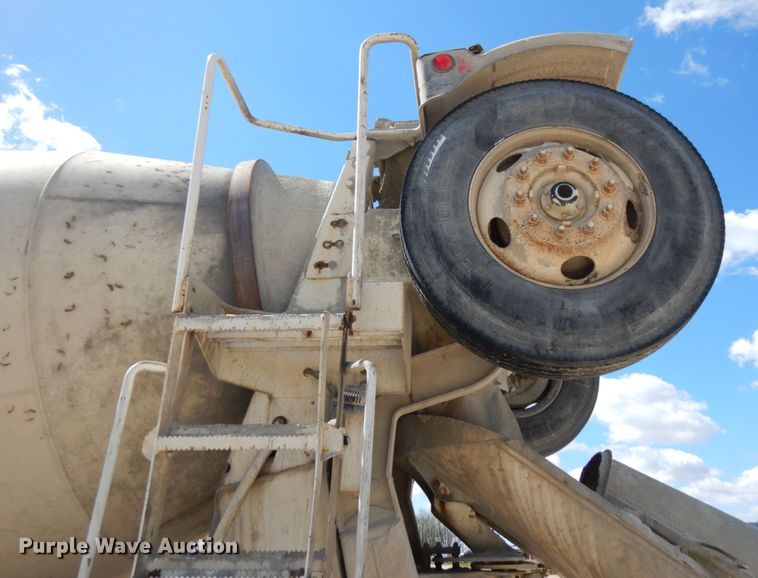 image for item GC9936 2007 Mack CV513  ready mix truck