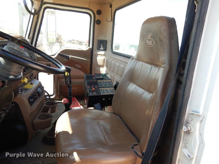 image for item GC9936 2007 Mack CV513  ready mix truck