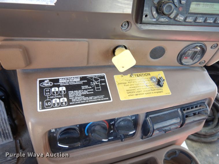 image for item GC9936 2007 Mack CV513  ready mix truck