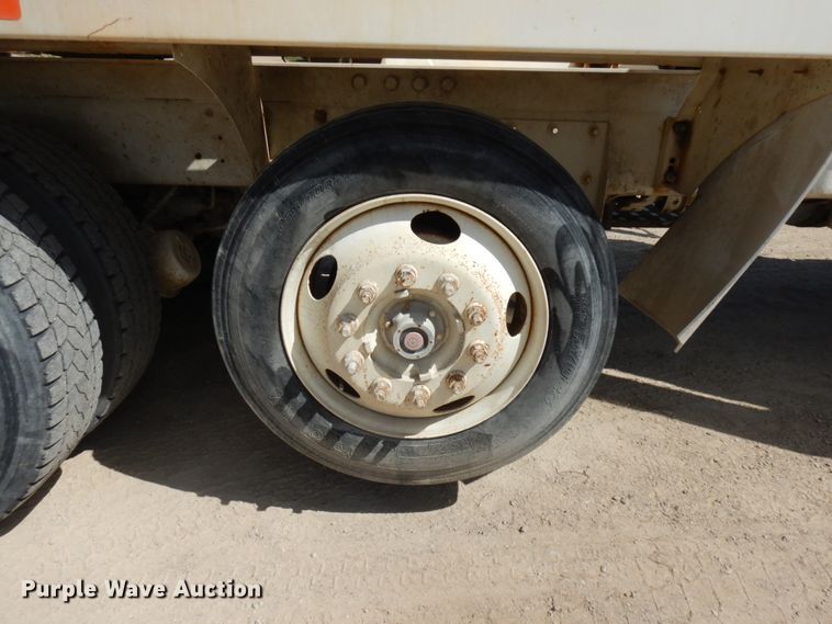 image for item GC9936 2007 Mack CV513  ready mix truck