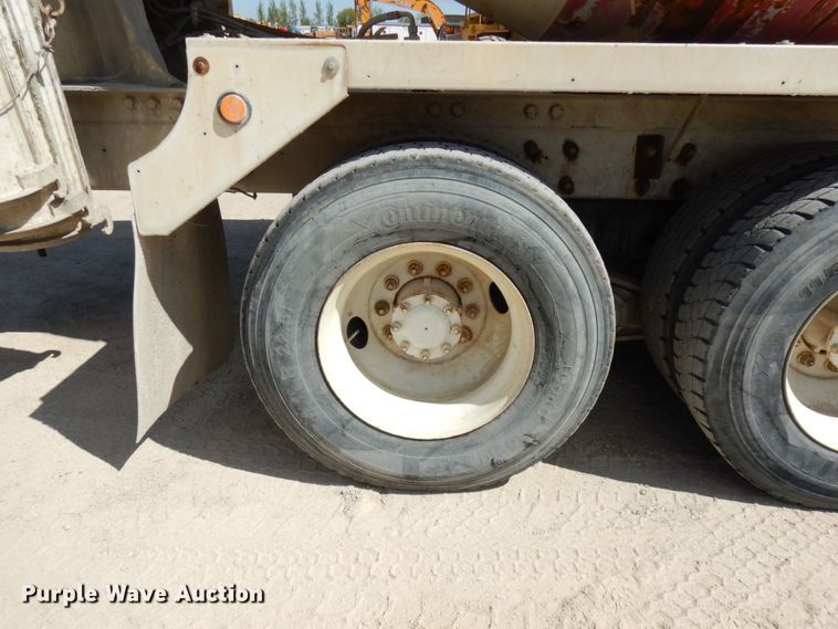 image for item GC9936 2007 Mack CV513  ready mix truck