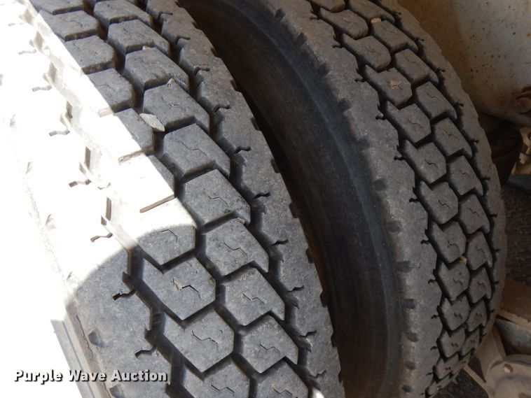 image for item GC9936 2007 Mack CV513  ready mix truck