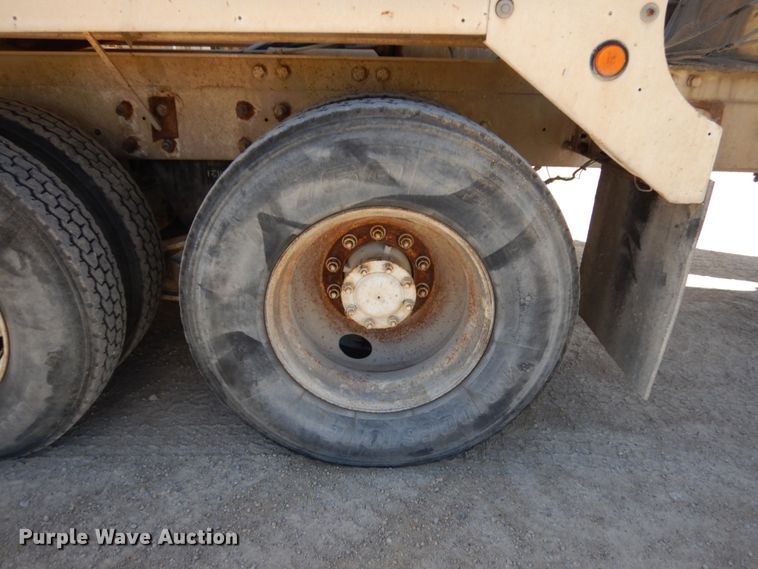 image for item GC9936 2007 Mack CV513  ready mix truck