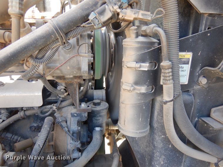 image for item GC9937 2000 Mack RD690S  dump truck