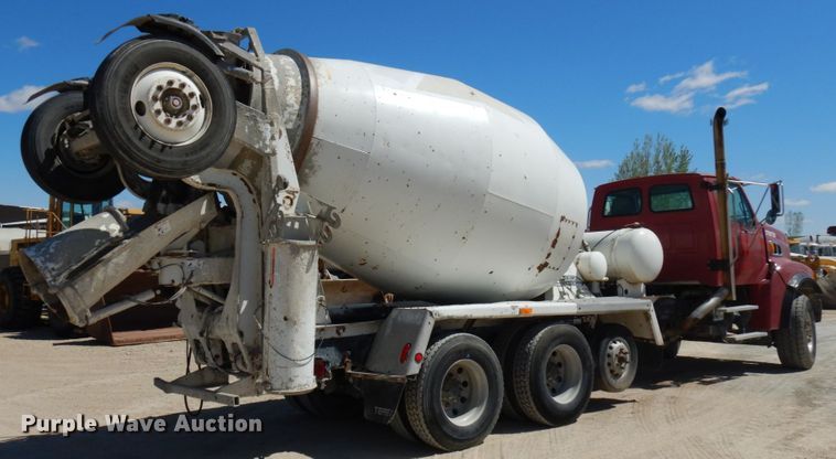 image for item GC9938 2007 Sterling L-Line  ready mix truck