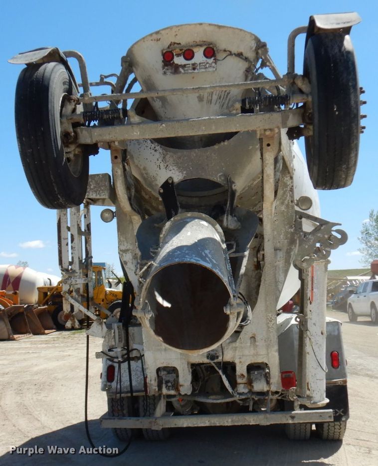 image for item GC9938 2007 Sterling L-Line  ready mix truck