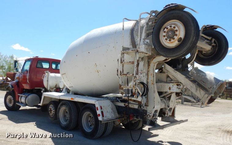 image for item GC9938 2007 Sterling L-Line  ready mix truck