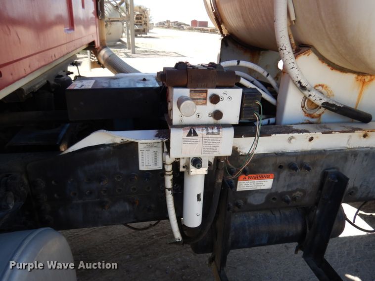 image for item GC9938 2007 Sterling L-Line  ready mix truck