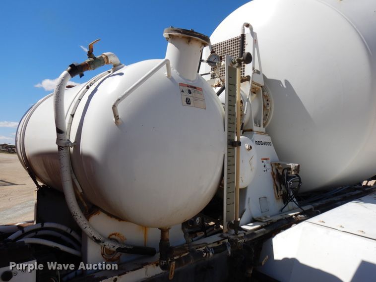 image for item GC9938 2007 Sterling L-Line  ready mix truck